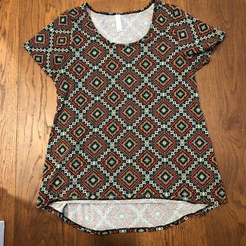 LulaRoe Classic T